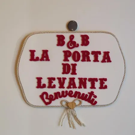 Bed & Breakfast La Porta Di Levante